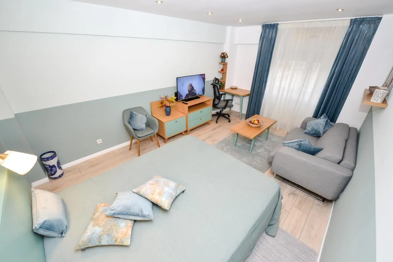 Victoriei_Majestic Apartment Bucharest